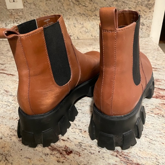 Villa Rouge Packer Chelsea Combat Boot - Picture 11 of 12